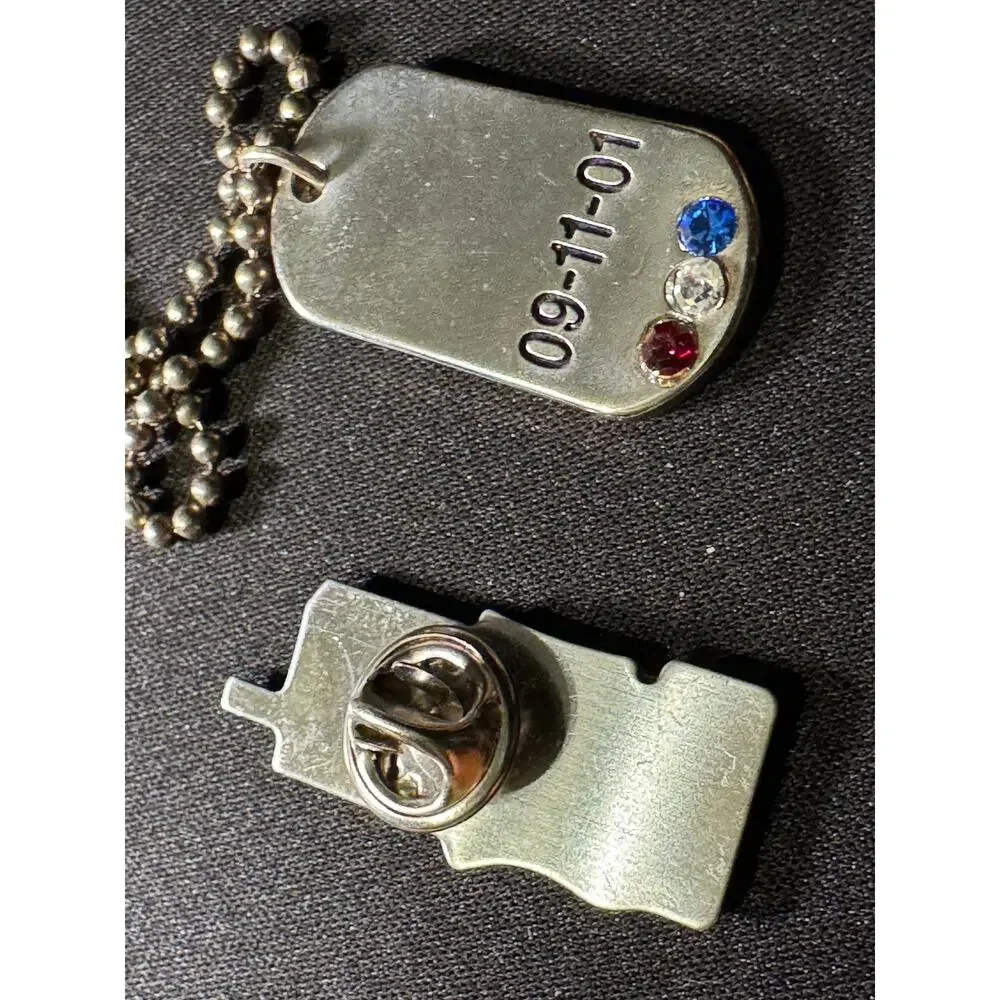 Vintage 9-11-01 Lot Dog Tags, Twin Towers Commemorative Pin